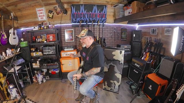 ESP LTD James Hetfield signature SnakeByte Kuiu Camo Guitar review!! смотреть онлайн