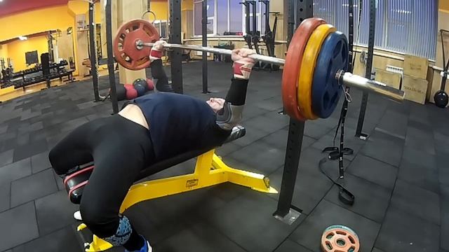 Д 5: Жим штанги лежа, 110 кг, 6 подход. смотреть онлайн