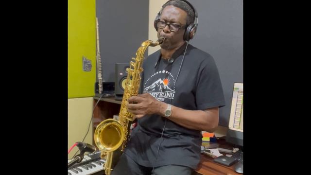 My Way, Dr Yinka - Tenor Sax смотреть онлайн