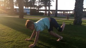 Cтойка на руках с нуля для детей