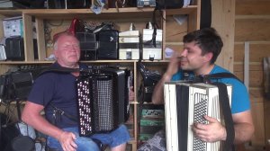 Два баяниста Любитель и " Профи "