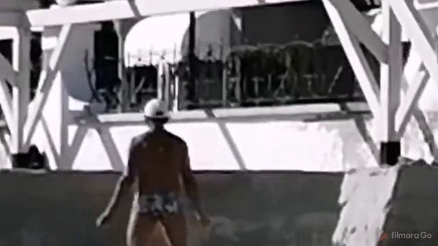 Евпатория. Мужики отжигают на пляже смотреть онлайн