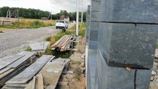 Забор из блоков, 2 часть, завершения кладки