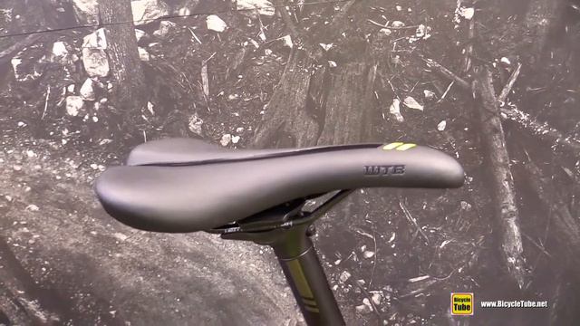 2018 Rocky Mountain Reaper 26 Bike - Walkaround - 2017 Eurobike смотреть онлайн