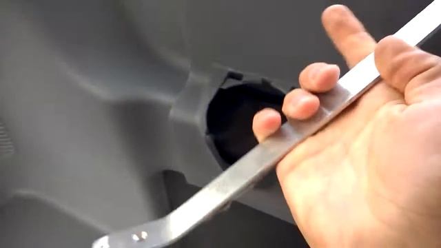 Ford Transit Wagon 2016-- removing passenger area plastics смотреть онлайн