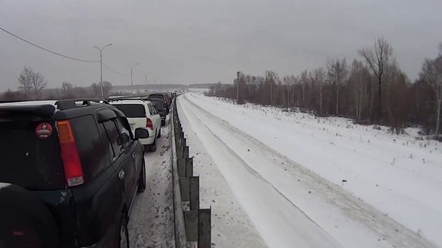 Рыбалка. Северный объезд.под мостом. смотреть онлайн