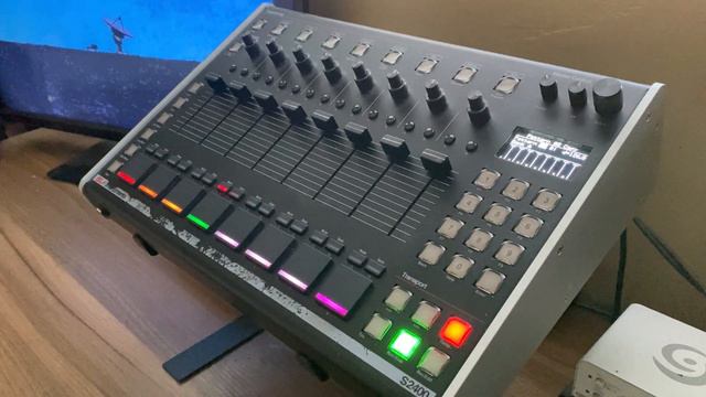 Sunday funday with the isla instruments S2400 смотреть онлайн