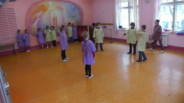 Урок эвритмии