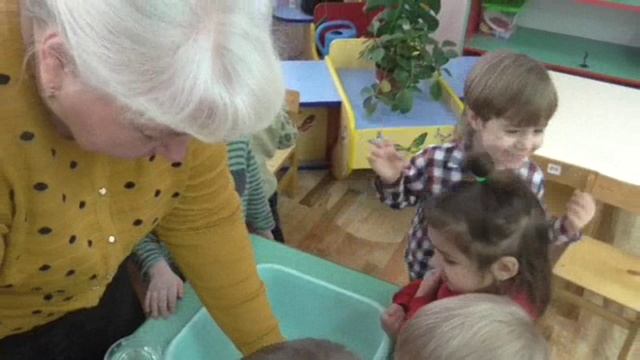 Экспериментально-исследовательская деятельность во второй группе раннего возраста. смотреть онлайн