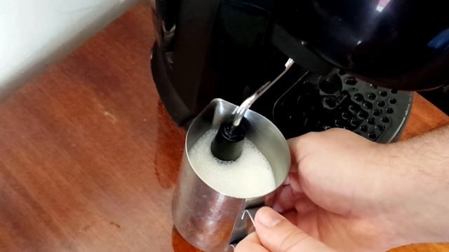 Delonghi EC 200 how to make sweet espresso / latte смотреть онлайн