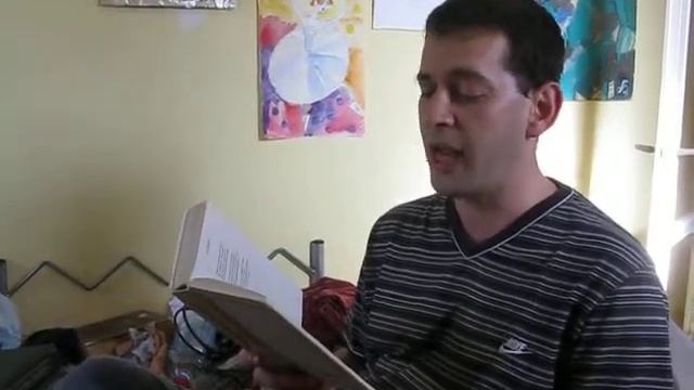 Святыня меркнущего дня Стих В. Ходасевича смотреть онлайн