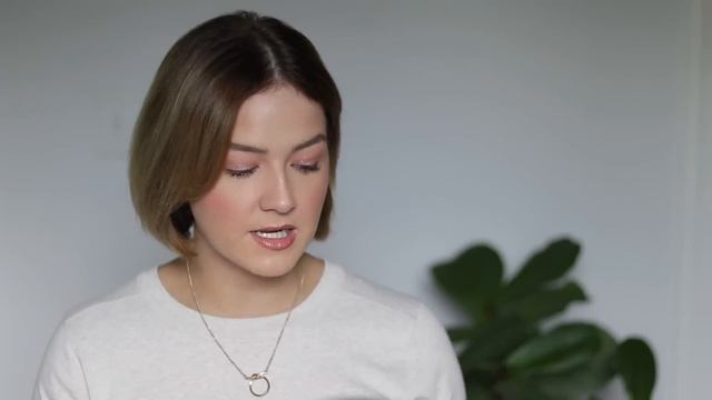 Powder Foundation Do's & Don'ts (from an Expert) смотреть онлайн