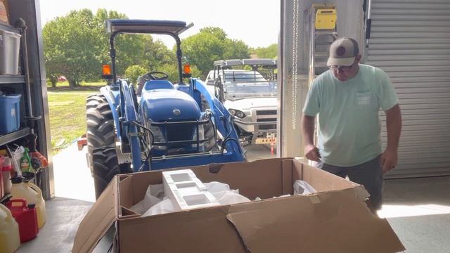 Unboxing the new 2023 Suzuki 15hp for takacat 420lx смотреть онлайн