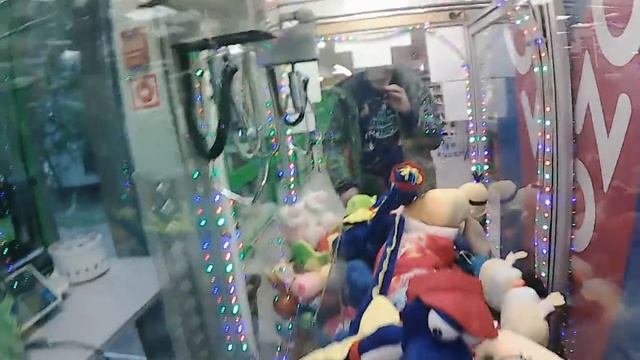 Выиграл белого Пуделя в автомате-хватайке! Топовая игрушка! смотреть онлайн