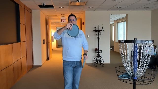 Get Good at Disc Golf "How to Spin Putt": VLogmas Day 18 смотреть онлайн