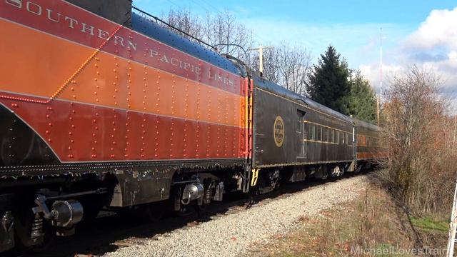 Southern Pacific 4449 "The Daylight" - Return of the Holiday Express 2021! смотреть онлайн