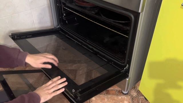 Духовка есігін оңай әрі тез тазалау әдісі. смотреть онлайн