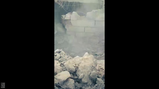 Вот так выглядит прилет ФАБ-1500М54 в сочетании с УМПК смотреть онлайн