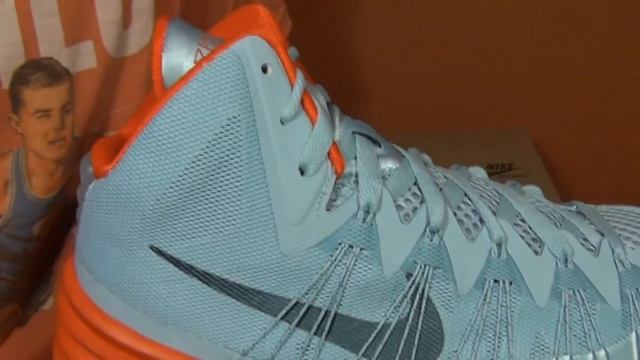 Презентация Nike Hyperdunk 2013 - SoleFinder.ru смотреть онлайн