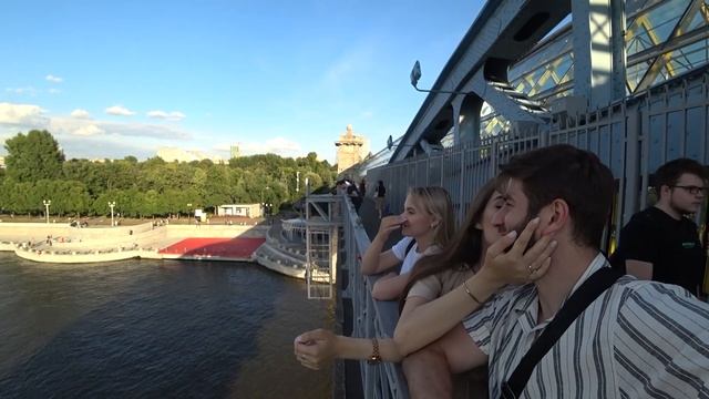 Москва !!! 5 лучших мест куда можно сходить с девушкой смотреть онлайн