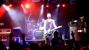 Пилот - Сумасшедшим жить легко