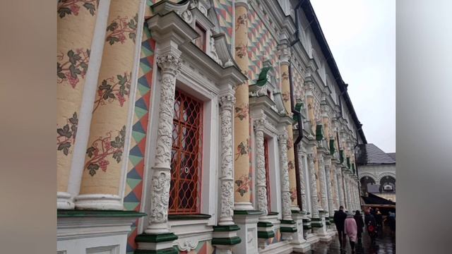 Свято Троицкая Сергиева Лавра. Фотографии. #сергиевалавра смотреть онлайн