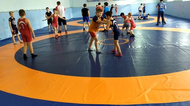 Тренировка по борьбе 2019 смотреть онлайн