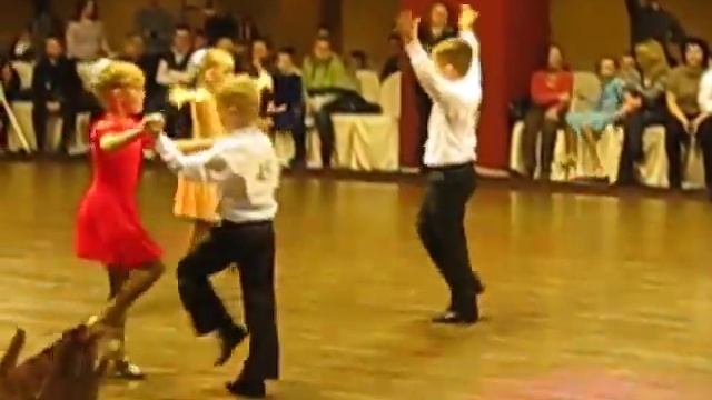 модный рок.финал.AVI смотреть онлайн