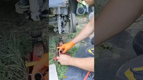 Opel Corsa D rear shock absorber removal 1.3cdti 70kw