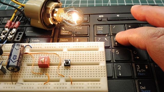 Tail/Brake Light One Wire Control / How Does It Work? смотреть онлайн