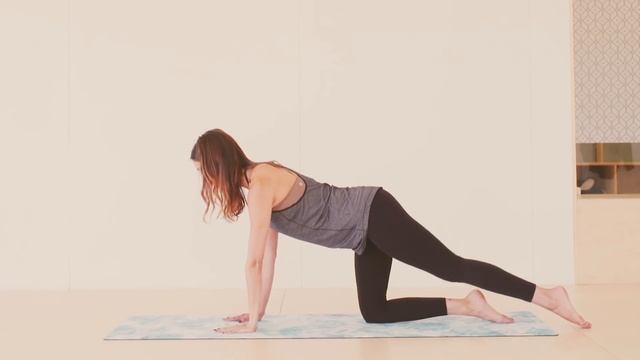 Quick Morning Pilates Routine | Lottie Murphy смотреть онлайн