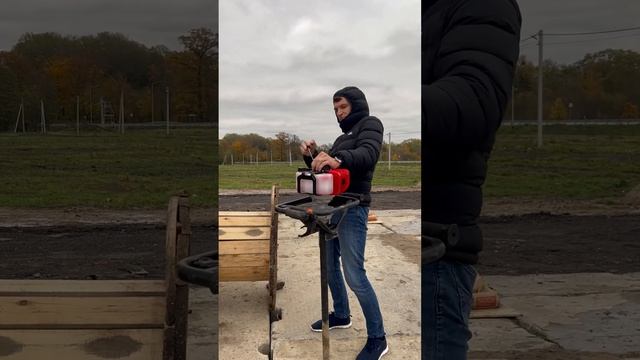 Саня достал свой бур и начал размахивать #шок #жесть #калининград #недвижимость #строительство #дом смотреть онлайн