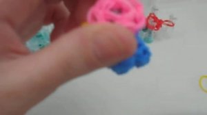 как плести розу из резинок