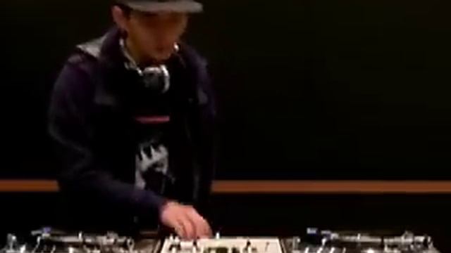 DJ UPPERCUT`S GROOVE ATTACK!! смотреть онлайн