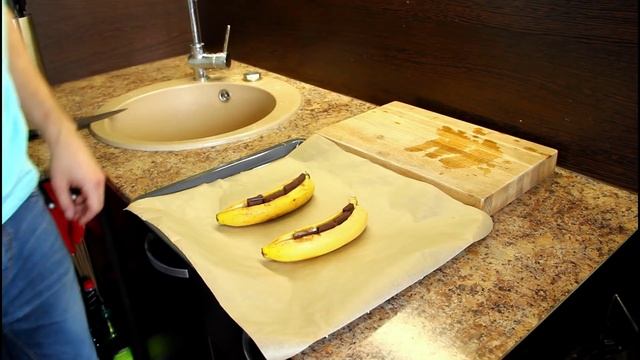 Запеченные бананы с шоколадом в духовке смотреть онлайн