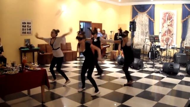 Юбилей в Белкино - Alejandro смотреть онлайн
