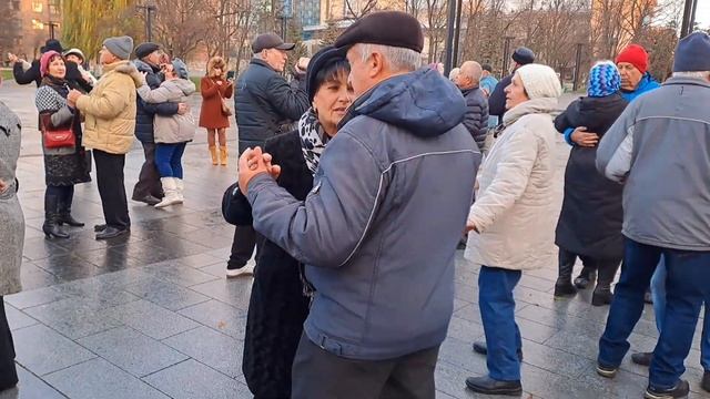 СЕЛЕН СЕЛЕН❤️ТАНЦЬІ НА ПЛОЩАДИ СВОБОДЫ❤️ ХАРЬКОВ 2023 смотреть онлайн