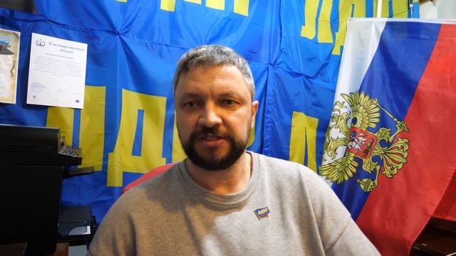 Замерили глубину колеи /// Информационный канал Горный Урал Александра Мартынова смотреть онлайн