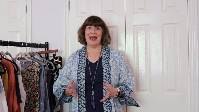 How to wear print trousers Over 50 Style смотреть онлайн