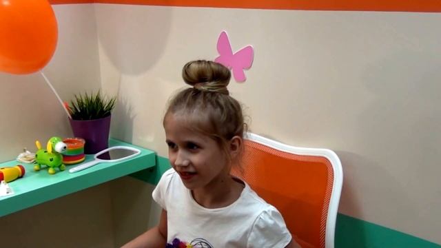 ❤Илошка❤ Прокол ушей! Какие серёжки выбрать? Где Юличка меня будет ждать? Зайдём в детскую комнат смотреть онлайн