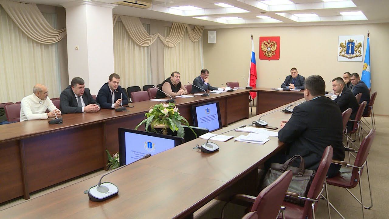 Депутаты предложили министру ко II чтению бюджета разобрать «дорожную карту» по развитию ЖКХ смотреть онлайн