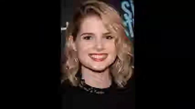 LUCY BOYNTON смотреть онлайн