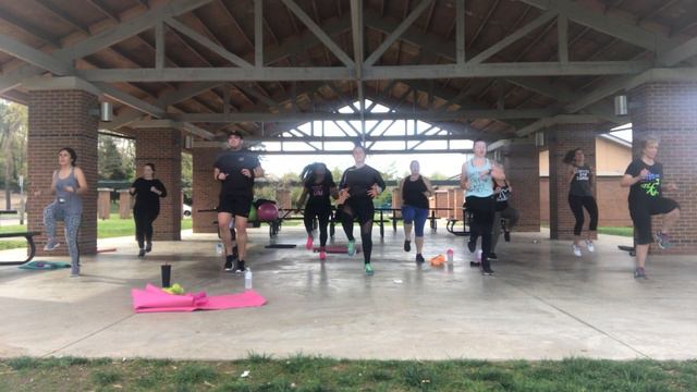 10 Minute HIIT Cardio Workout: Tabata-Style (Dance Fitness with Jessica) смотреть онлайн