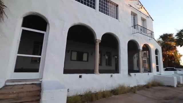 ABANDONED BIN LADEN MANSION DERELICT FOR TWO DECADES, RUMORED TO BE HAUNTED смотреть онлайн
