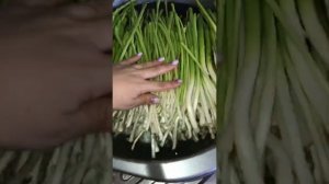 Маринуем молодой чеснок!!! Безумно вкусная закуска!!!
