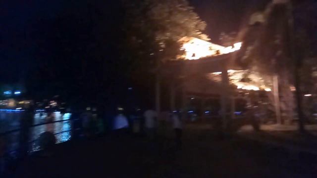 177. Гладим Крокодила / Гуляем по Тайшань / Стрижка с видом на Озеро смотреть онлайн