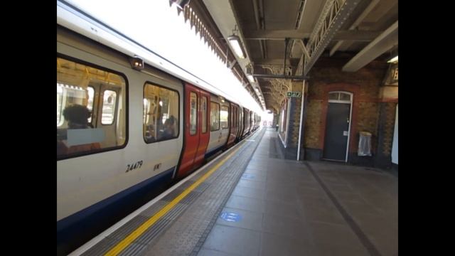 London Underground District and Hammersmith & City Lines S Stock Trains At East Ham 31 July 2020 смотреть онлайн