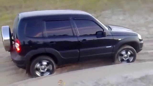 ШНива тянет(Шевроле Нива/Cток)