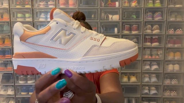 |WOMENS| New Balance 550 Cafe Au Lait REVIEW + ON FEET смотреть онлайн