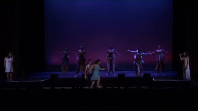 Rachel Zegler singing Somewhere from West Side Story смотреть онлайн